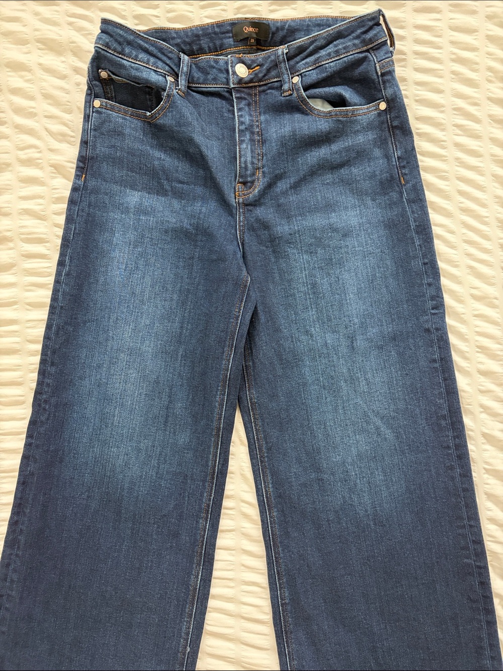 Quince Bella Stretch Wide-Leg Jeans in Mid Blue Wash. EUC